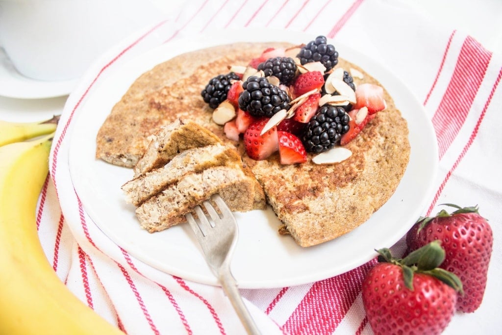 healthy breakfast idea: microwave protein pancake